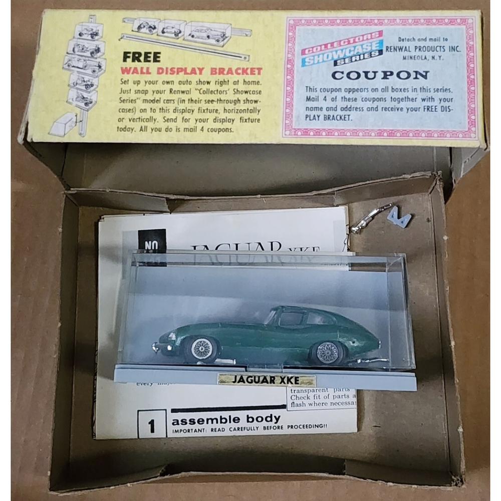 Renwal Collectors Showcase Series Jaguar XKE